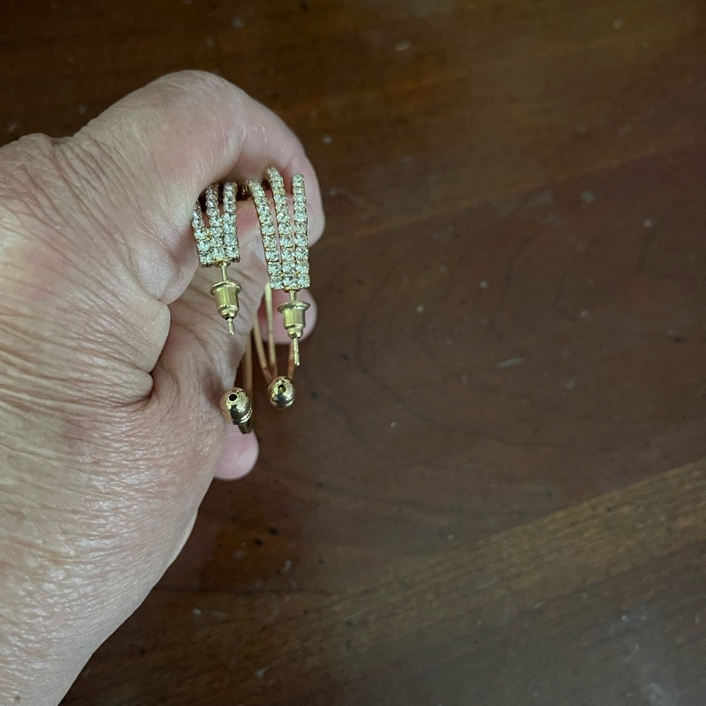 925 gold  Hoops Triple Crystal Earrings.  NWOT! - Picture 10 of 10